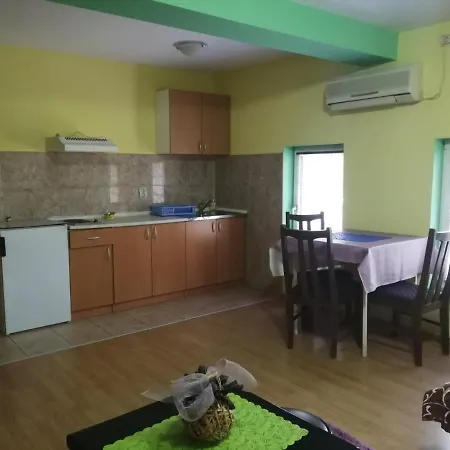 Апартаменты Hadzi