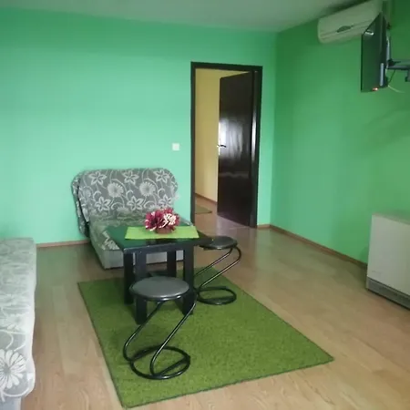 Hadzi Апартаменты